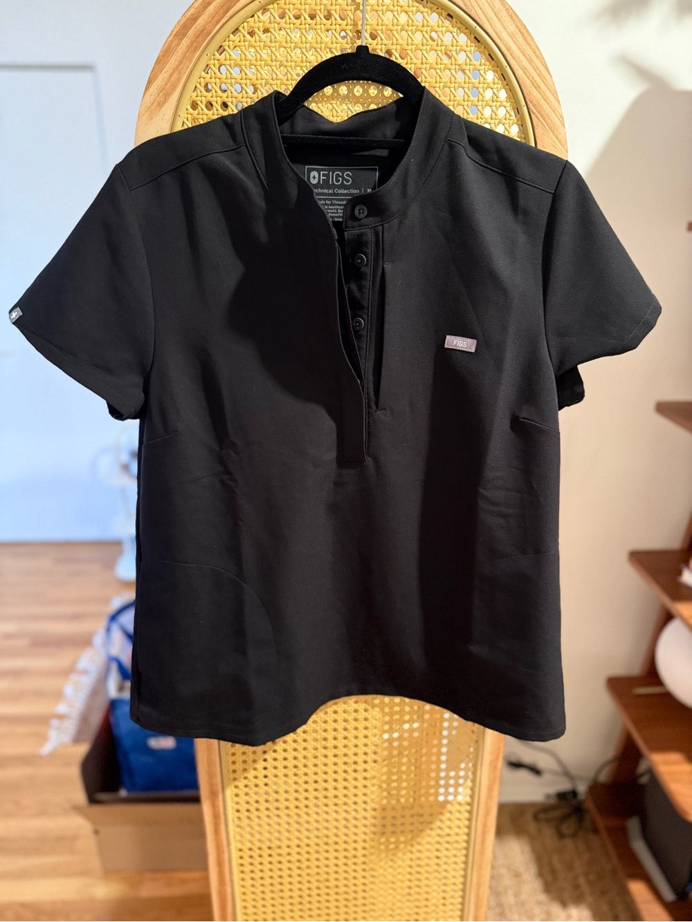 FIGS Women’s Black Technical Scrub Shirt